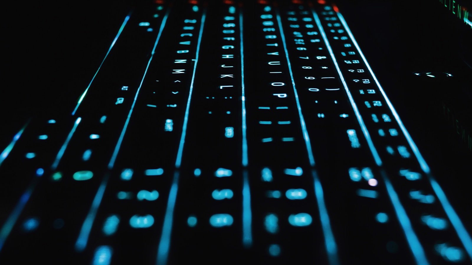 Melhores teclados mecânicos em 2026: 5 modelos para diferentes perfis